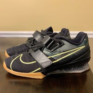 Nike Romaleos 4. Used, but great condition! Rare colorway!